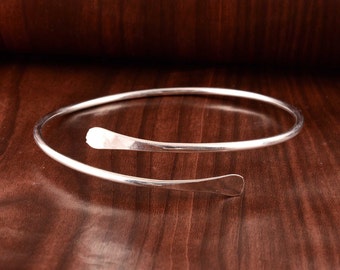 Minimalist Silver Simple Arm Band , Upper Arm Cuff , Arm Band , Upper Arm Jewelry , Arm Bracelet