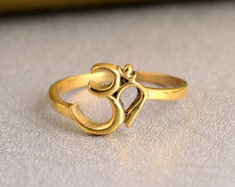 Guld Om-ring: Yoga- och meditationssmycken, skyddsring