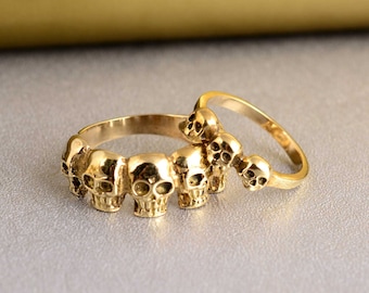 Gold Skull Ring: Gothic Multi Skull Band, Halloween Jewelry