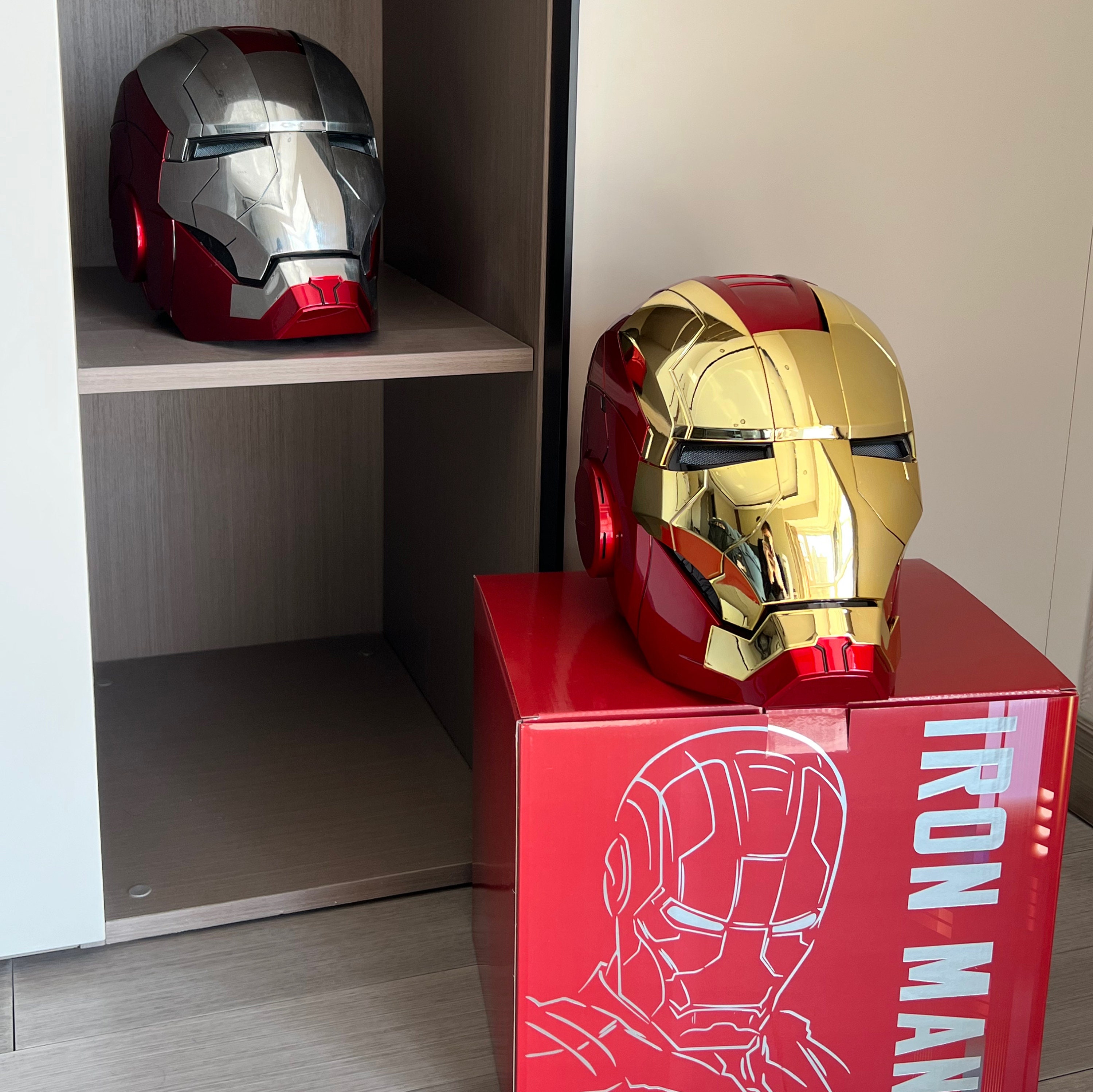 cnc iron man helmet Iron-Man MK50 Electronic Cosplay Helmet, VoiceTouch Control with LED Eyes Iron Man chest mechanical structure design 2 Made a full metal ironman