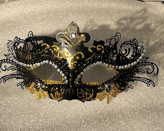 Crystal Mask | Masquerade Mask | Venetian Carnival Mask | Evening Mask | Luxury Gift - Half-Face Venetian Mask | Gold Cameo Art Mask