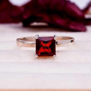 Square Garnet Ring, Red Gemstone Promise Ring ,Sterling Silver January Birthstone Ring, Gift for Her ,Handmade Dainty Ring, Beautiful Ring
