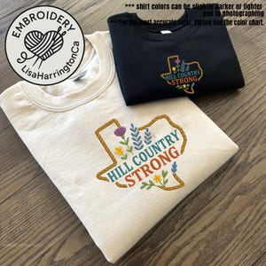 刺繍入りテキサス・ストロング・フラッドシャツ、ヒルカントリー・ストロングTシャツ、テキサス洪水被害者Tシャツ、テキサスのために祈るティーキャンプ・ミスティック・フラッドシャツ