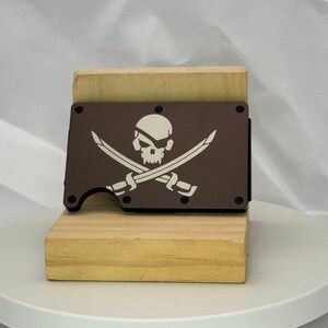 Crossbones - Cartera delgada minimalista grabada personalizada