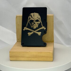 Darth Vadar Skull - Cartera delgada minimalista grabada personalizada