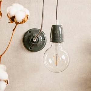 Complete SET - Retro canopy with textile cable and lamp holder made of porcelain in grey