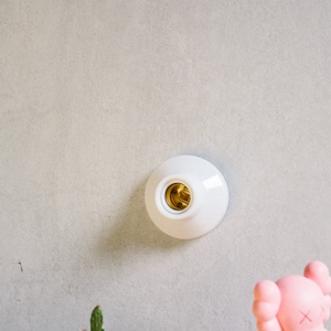 Lamp holder 02 made of porcelain wall mount for E27 light bulb / white image 2