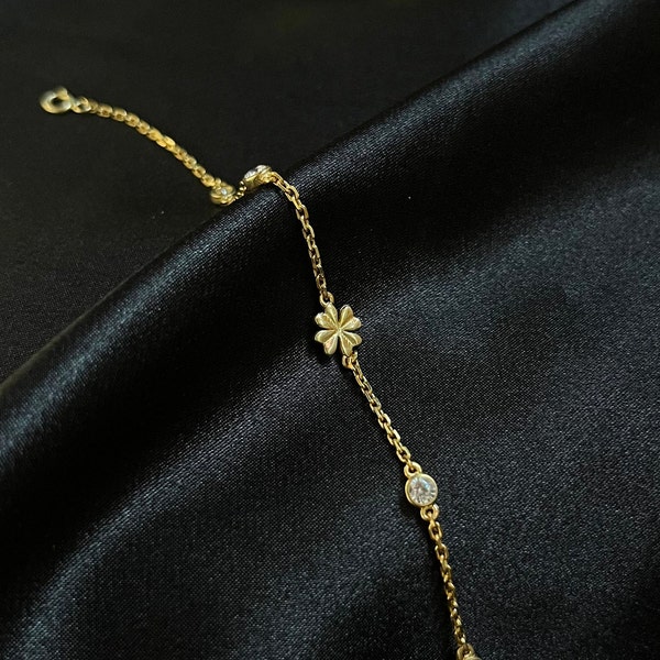 925K Silver and Gold Clover Bracelet with Zircon