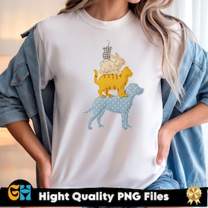 Peut inclure: T-shirt blanc avec un motif d'un chien bleu à pois blancs, d'un chat jaune et d'un lapin empilés. Le texte "Hight Quality PNG Files" est en bas.