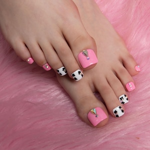 20 Piece  Pink Cow Print Press On Toenails - Y2K Bling Rhinestone Toe Nails for Party, Rave & Trendy Looks Pedicure T217|Lovful