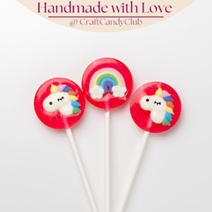 Handgemachte Lollis mit Erdbeergeschmack und Zauberhaften Einhorn oder Regenbogen Zuckerfiguren