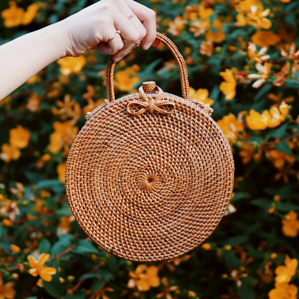 SALE! Top Handle Round Rattan Basket Bag - Evie - Summer Wicker Bag, Woven Straw Clutch, Rattan Weave Bag, Wedding Handbag