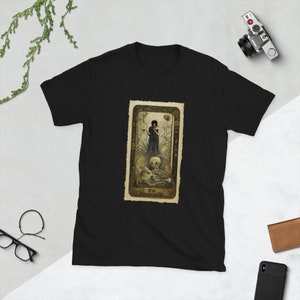 The Sandman Shirt. Endless dream Unisex T-Shirt. Neil Gaiman&#39;s goth Tee