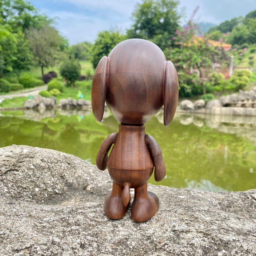 Companion Snoopy X Peanuts Karimoku Sculpture Carved in Companion Snoopy X Peanuts Karimoku Sculpture Carved in