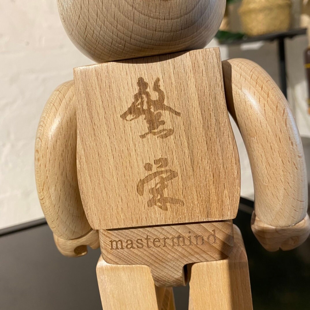 BE@RBRICK 400% Mastermind Japan X Medicom Toy Karimoku Sculpture