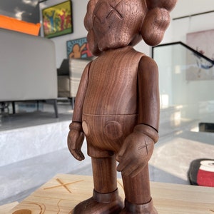 Companion Snoopy X Peanuts Karimoku Sculpture Carved in Walnut