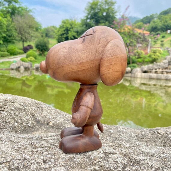 Companion Snoopy X Peanuts Karimoku Sculpture Carved in Companion Snoopy X Peanuts Karimoku Sculpture Carved in