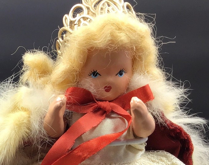 Hollywood Doll Queen for a day
