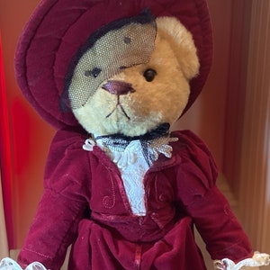 Vintage Brass Button’s Bear Gabrielle