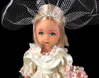 Vogue’s English Bride Ginny - 1982