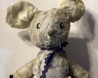 Vintage 1950s Stuffed Mama Mouse - 12" Plush Toy
