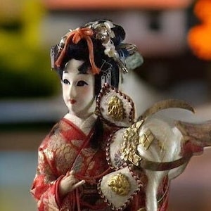 Japanese Geisha Doll