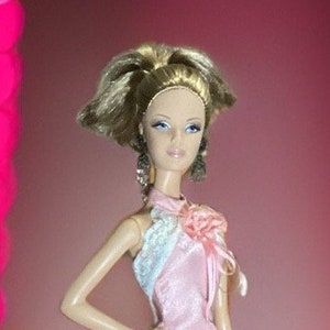 50% OFF SALE Barbie GOLD Label Authenticity Certificate 50% OFF SALE Barbie GOLD Label Authenticity Certificate