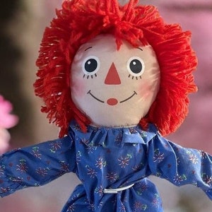 Hasbro Raggedy Ann - 16 inches