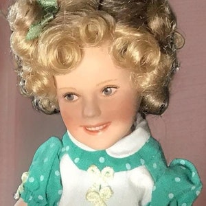 Porseleinen Shirley Temple - 9 inch, net om de hoek