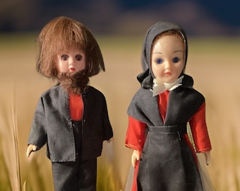 Vintage 1950s Mennonite Couple Dolls – Standard Doll Company