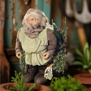Porcelain Artist Elf With Faries