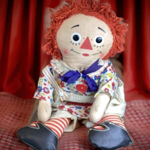 Teachable Raggedy Ann - 19 inches - Knickerbocker Rare
