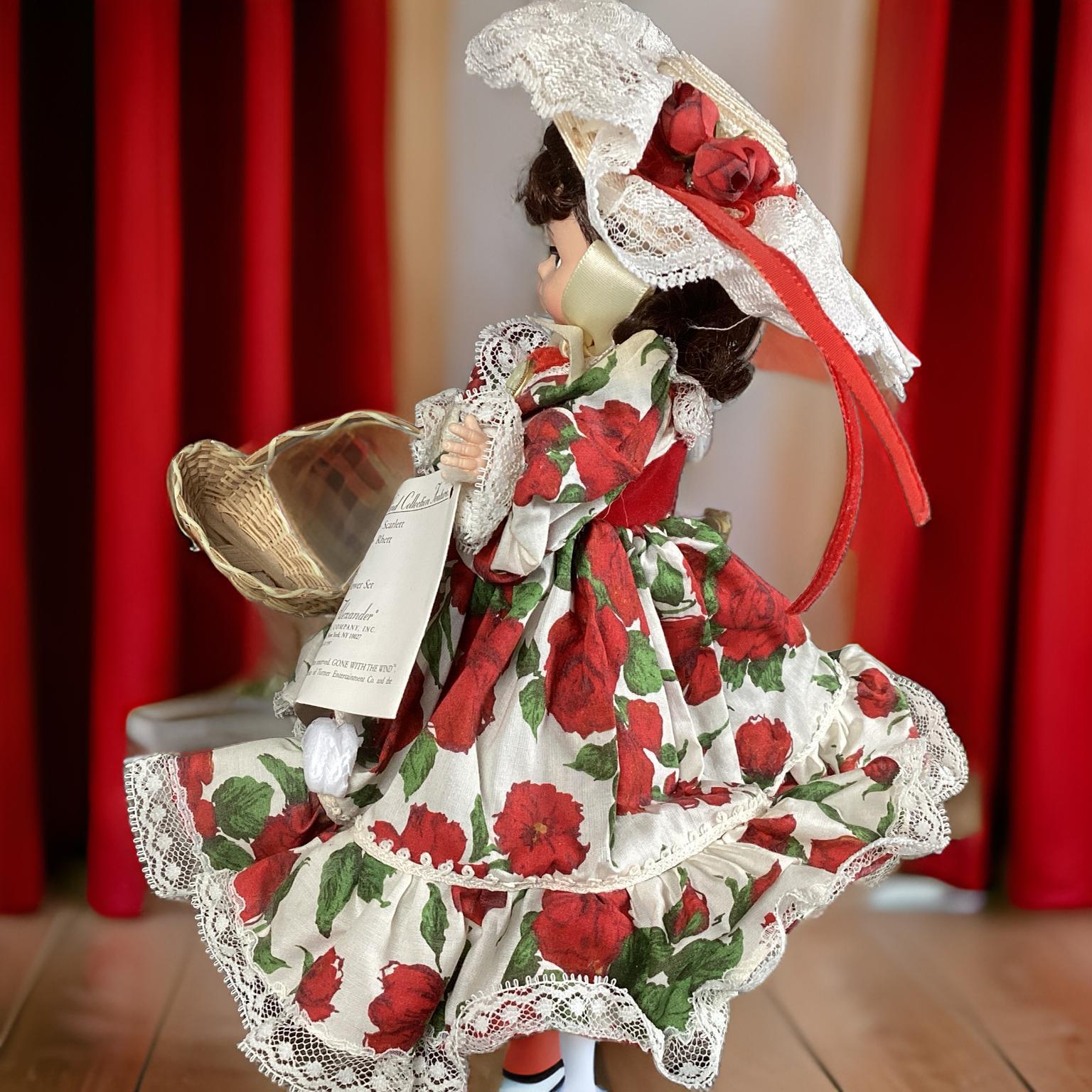 madame alexander＊アレクサンダーキンズドール　赤に白ドットドレス Vintage Madame Alexander's Scarlet - 8 Inch - White Dres With Red