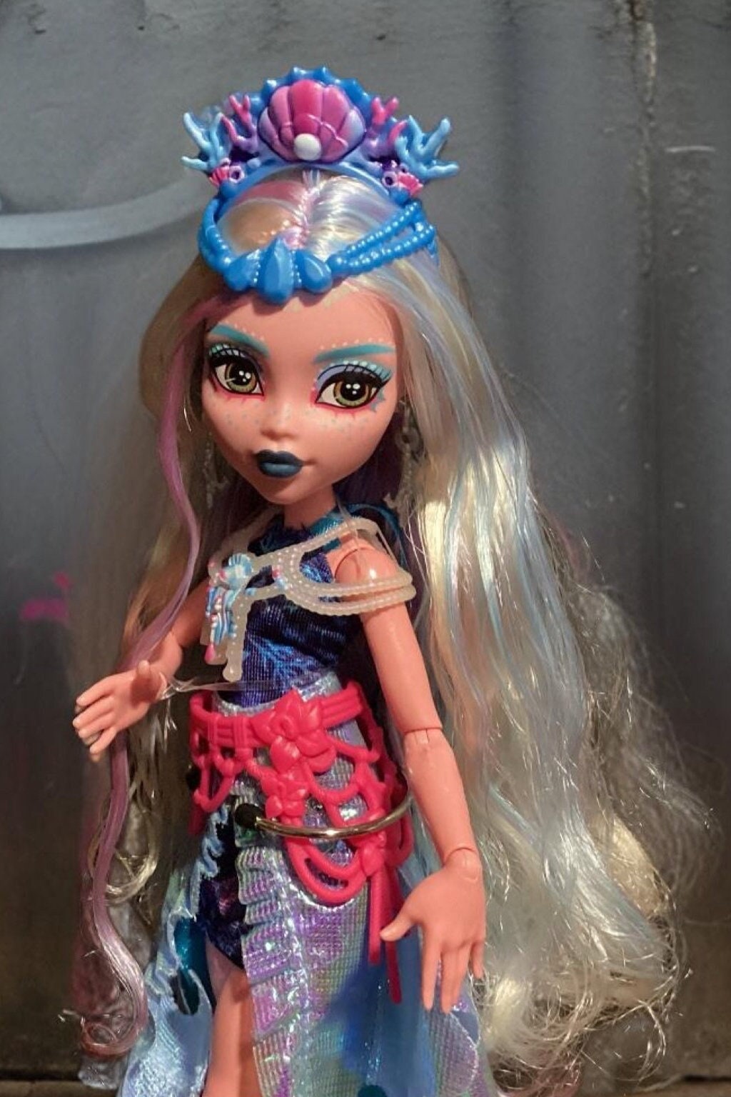 モンスターハイのラグーナブルーモンスターフェスト - Etsy 日本