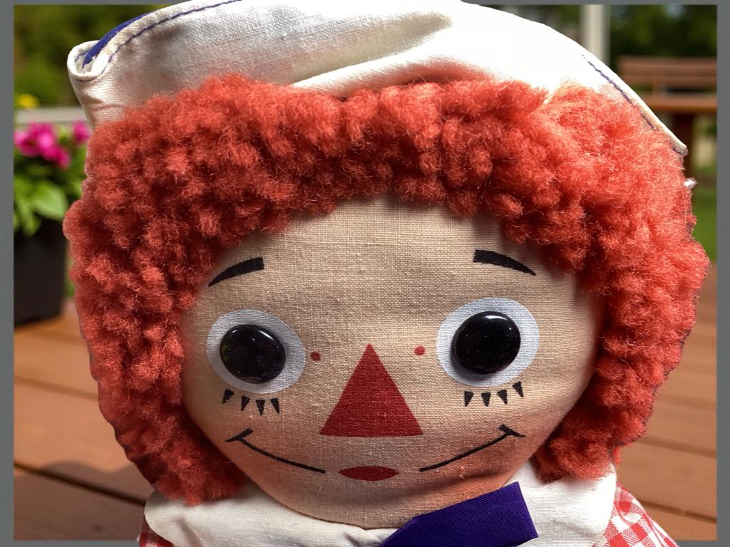Free Ship US (only) Vintage 1970s Knickerbocker Raggedy Andy Doll