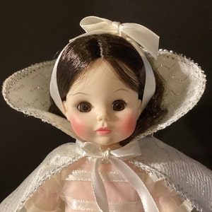 Madame Alexander Snow White