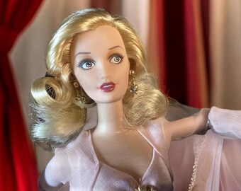 thumbnail image 2 of Barbie King Kong Collector Doll 2002 - Pink Charmeuse Gown With Golden Brooch 2 of 12