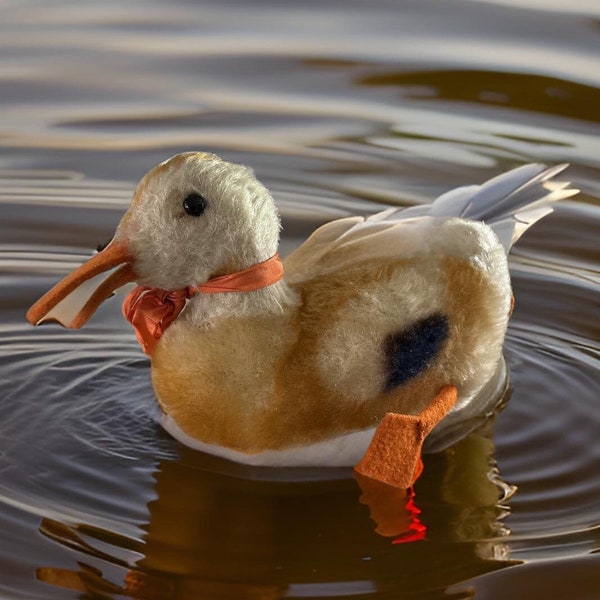 Steiff Female Duck -1970’s