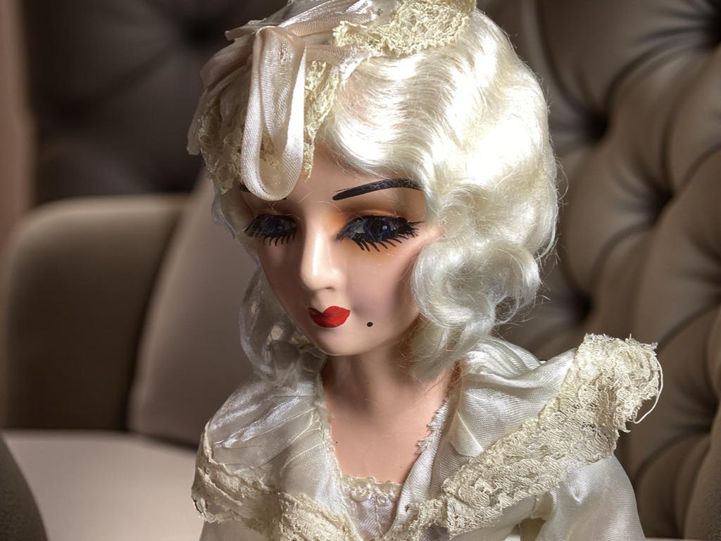 希少　フランスアンティーク　ブドワールドール　金髪のレディ　ソファードール ITM0221.jpg