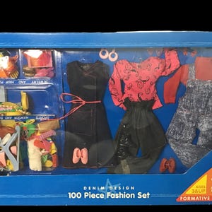 Deluxe Fashion Set 11 1/2inch Dolls 100 pieces