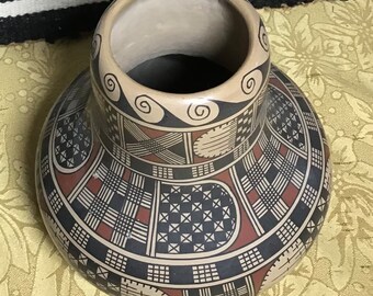 Tavo Silviera original Vase