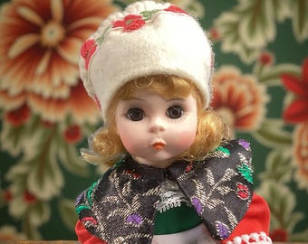 DENMARK Madame Alexander 8