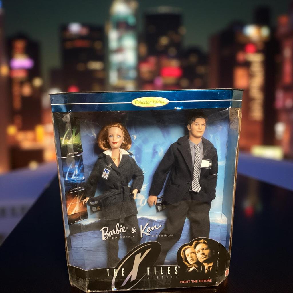Vintage X-files Barbie & Ken Doll Gift Set – Mattel Collector's