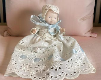 Poupée articulée vintage en porcelaine pour enfant en biscuit