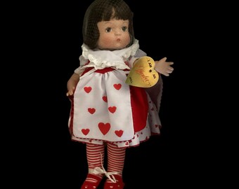 Muñeca de vinilo vintage Patsy Reina de Corazones de Effanbee's