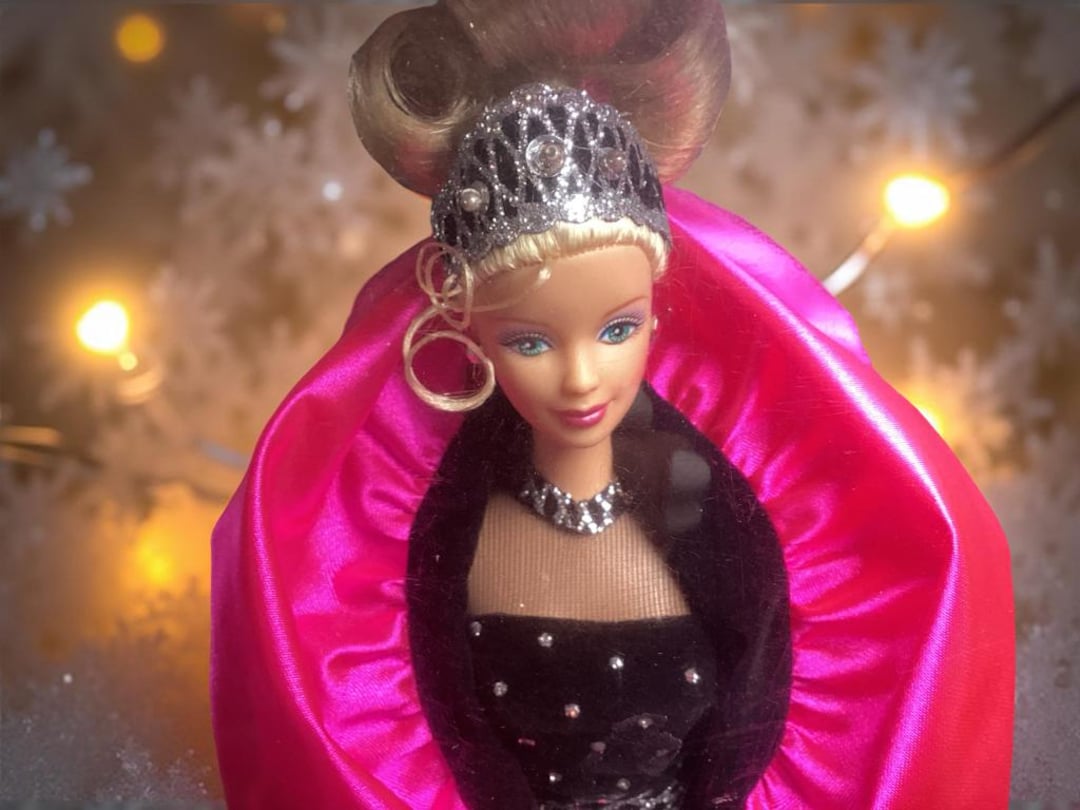 holiday barbie black and pink dress Vintage 1998 - Velvet Dress. - Satin Cape color:White As a bonus Model_Roberta Black Semi-Formal Dresses |