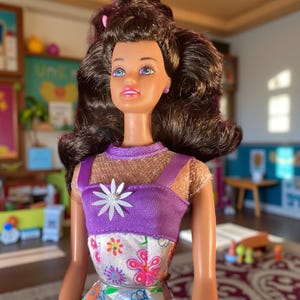 Flower Fun Barbie - 1996 Mattel
