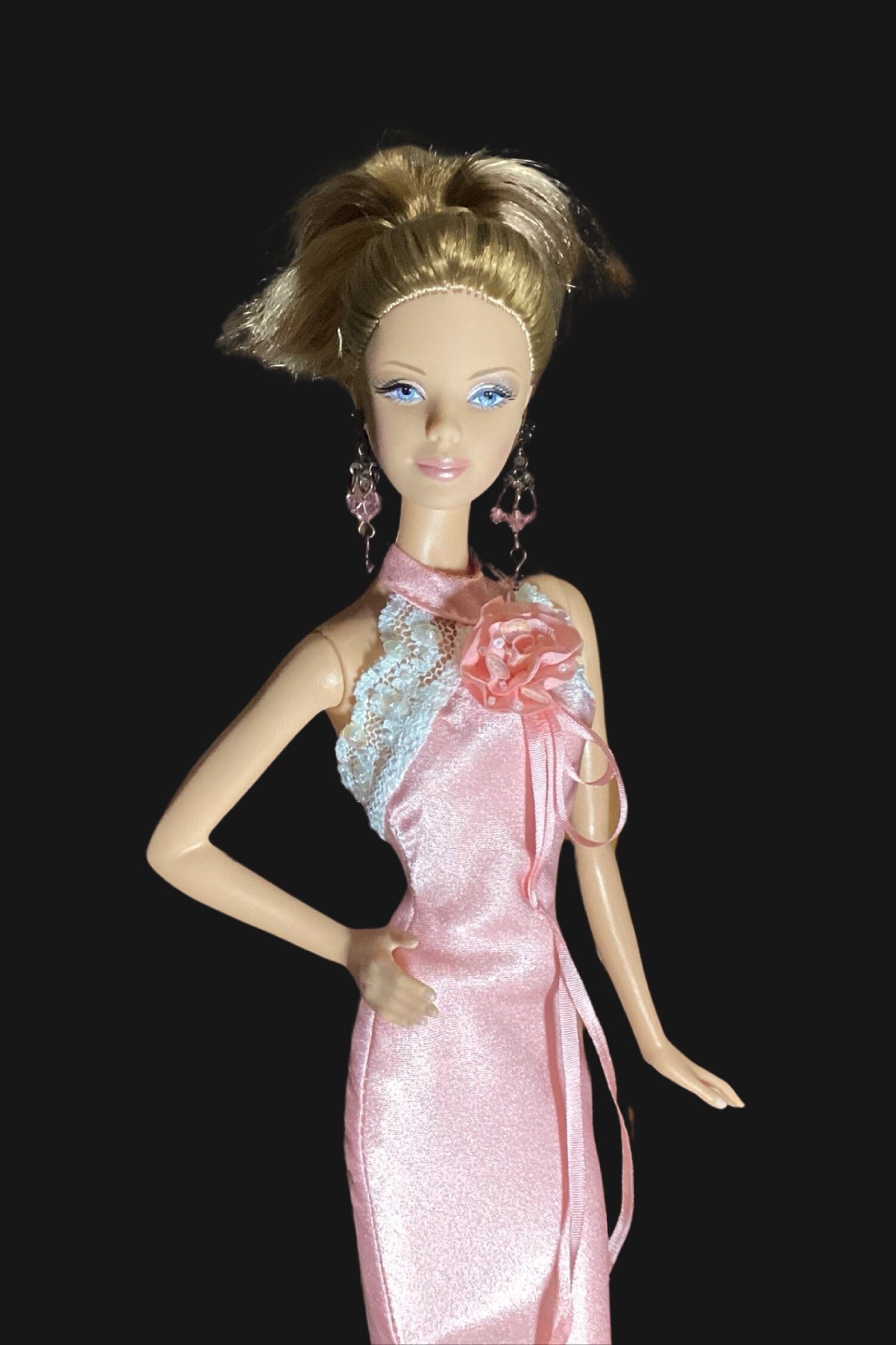 Badgley Mischka Bride Barbie Doll Limited Edition Gold Label