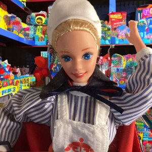 Special Edition Civil War Nurse Barbie - American Stories