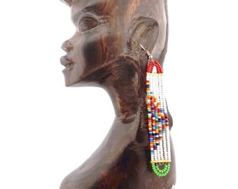 Pendientes originales Kenya Masai hechos a mano en abalorios multicolores, piezas únicas artesanales, colgantes de varias formas